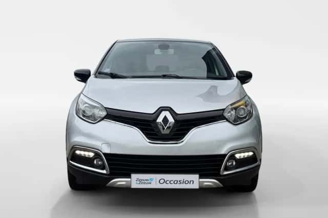 Renault Captur (2017) thumbnail 2