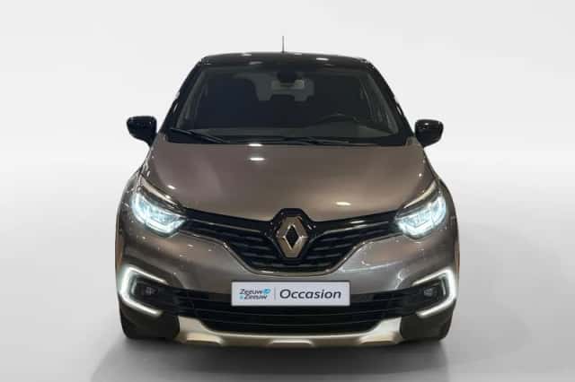 Renault Captur (2017) thumbnail 2