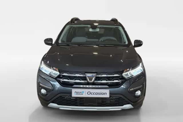 Dacia Sandero Stepway (2022) thumbnail 3