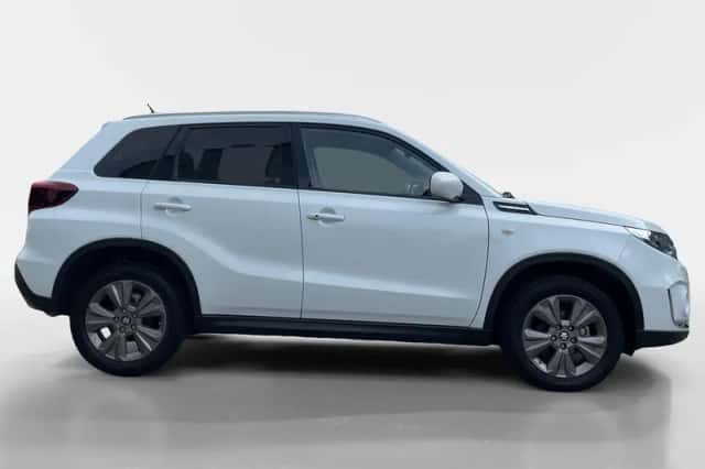 Suzuki Vitara (2024) thumbnail 5
