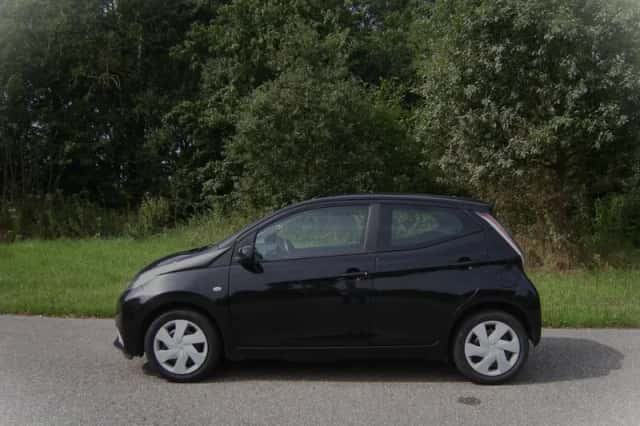 Toyota Aygo (2017) thumbnail 3