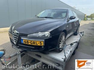 Alfa Romeo 147 2.0 T.spark Business Pro 150pk Lees Tekst! Nap/airco
