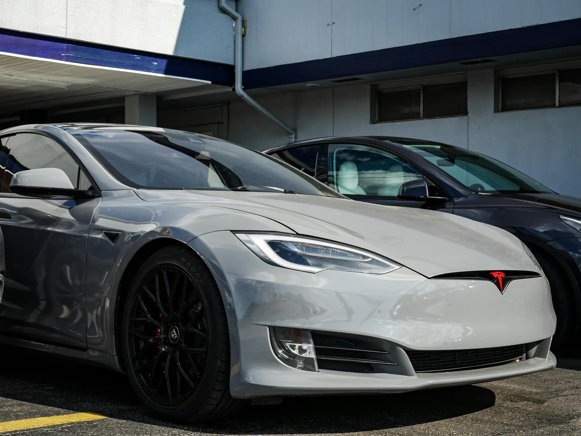 Elektrische auto kopen - Tesla Model S