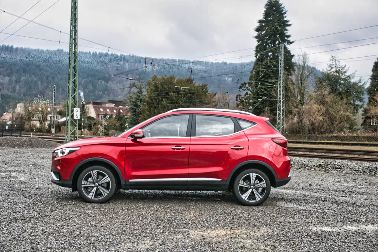 Elektrische auto kopen - MG ZS EV