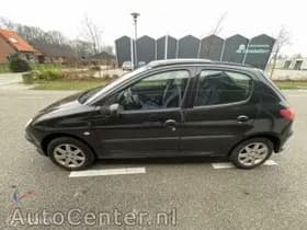 Peugeot 206 1.4-16v Gentry Nap/airco/nwe Apk/pano thumbnail 6