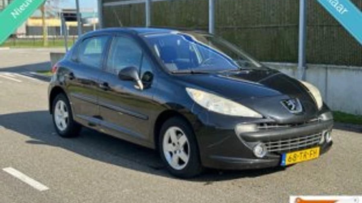 Peugeot 207 — foto 1