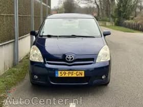 Toyota Corolla thumbnail 7