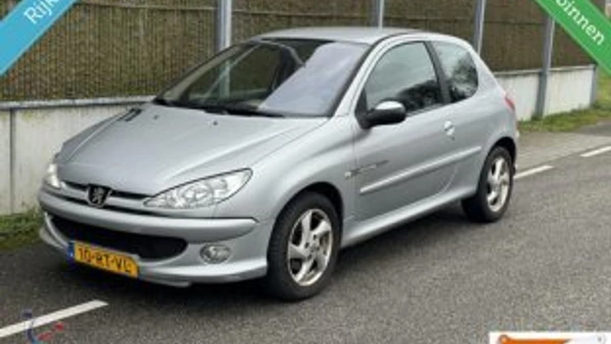 Peugeot 206 — foto 1