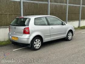 Volkswagen Polo thumbnail 4