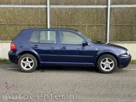 Volkswagen Golf thumbnail 6