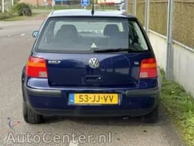 Volkswagen Golf thumbnail 8