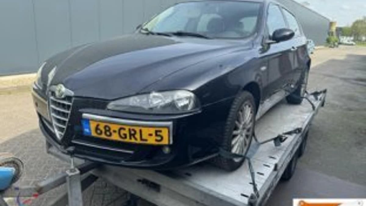 Alfa Romeo 147 — foto 1