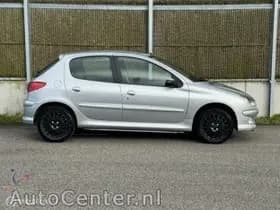 Peugeot 206 thumbnail 6