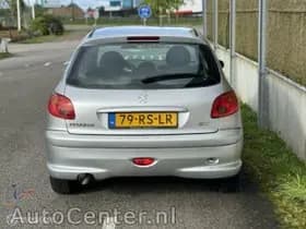 Peugeot 206 thumbnail 8