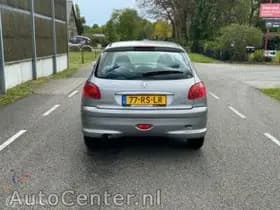 Peugeot 206 thumbnail 8