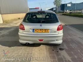 Peugeot 206 thumbnail 8