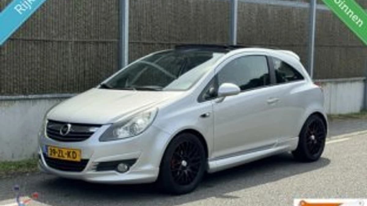 Opel Corsa 1.4-16v Executive Opc Nap/pano/airco/nwe Koppeling0 — foto 1