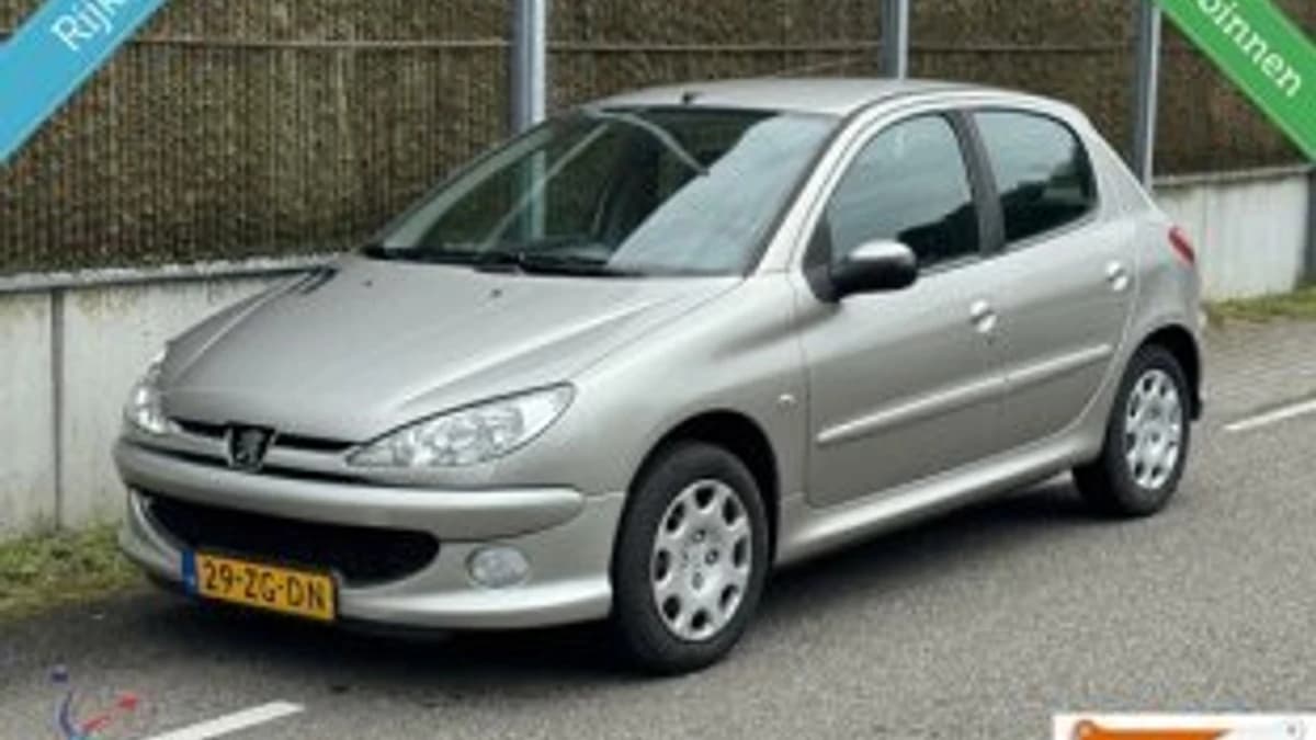 Peugeot 206 — foto 1