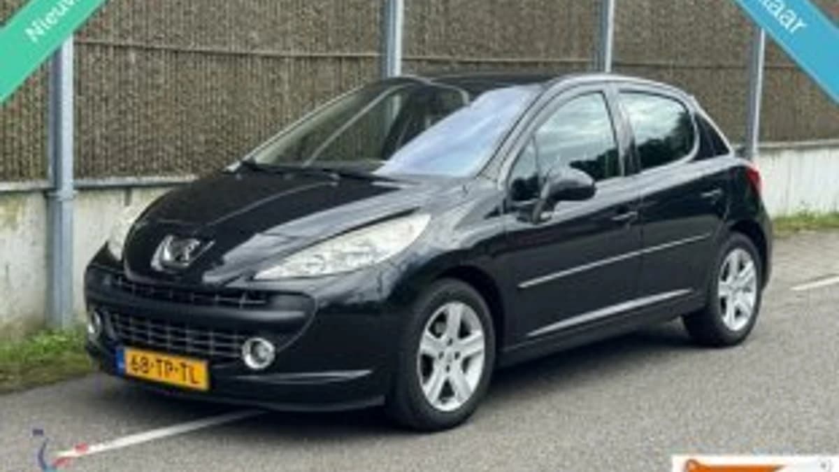 Peugeot 207 — foto 1
