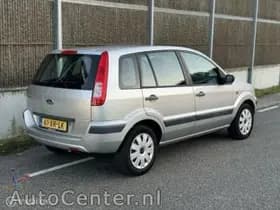 Ford Fusion thumbnail 4