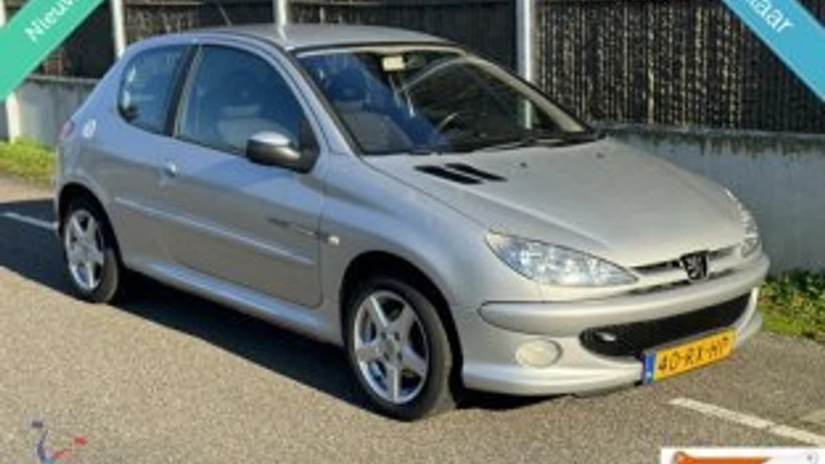 Peugeot 206 1.4-16v Xs Uniek!! Nap/airco/nwe Koppakking/nwe Distributie — foto 1