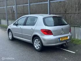 Peugeot 307 1.6-16v Premium Nap/airco/pdc/trekhaak thumbnail 4