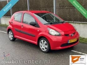 Toyota Aygo 1.0-12v Nap/nwe Banden/nette Auto/5 Deurs thumbnail 2