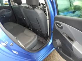 Renault Clio thumbnail 12