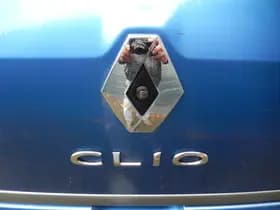 Renault Clio thumbnail 13
