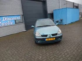 Renault Clio thumbnail 2