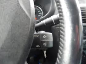 Renault Clio thumbnail 17