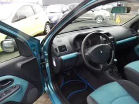 Renault Clio thumbnail 9