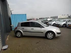 Renault Mégane thumbnail 4