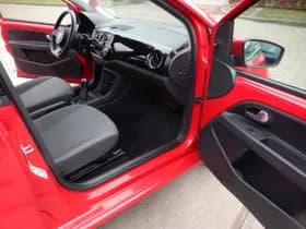 Volkswagen Up! thumbnail 11
