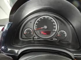 Volkswagen Up! thumbnail 17