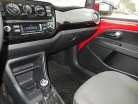 Volkswagen Up! thumbnail 19