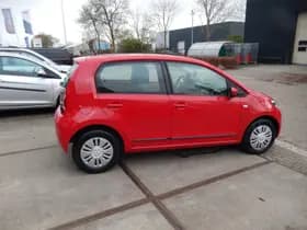 Volkswagen Up! thumbnail 4
