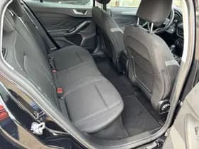 Ford Focus thumbnail 12