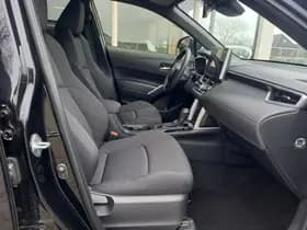 Toyota Corolla thumbnail 5