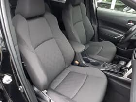 Toyota Corolla thumbnail 6
