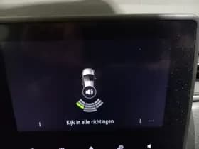 Renault Captur thumbnail 12