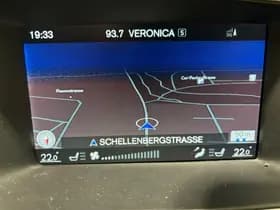 Volvo V40 thumbnail 11