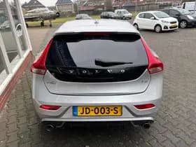 Volvo V40 thumbnail 16