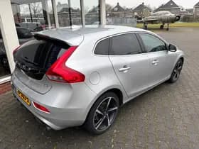 Volvo V40 thumbnail 3