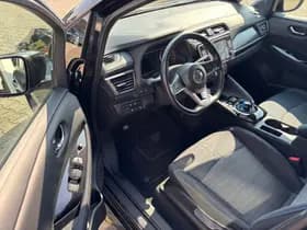 Nissan Leaf thumbnail 16