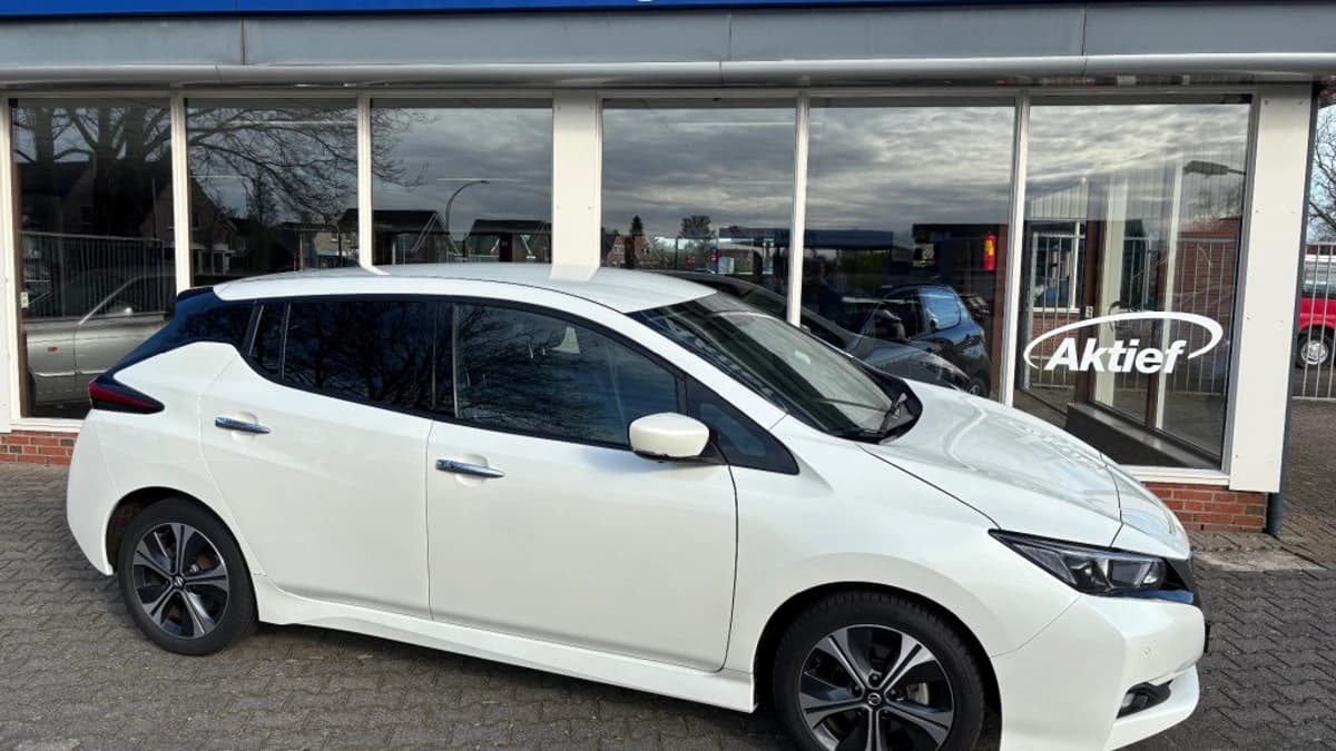 Nissan Leaf — foto 1