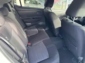 Nissan Leaf thumbnail 13