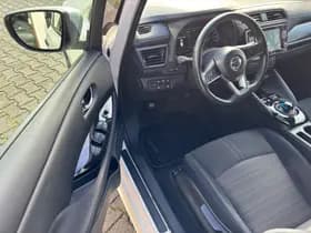 Nissan Leaf thumbnail 16