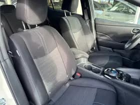 Nissan Leaf thumbnail 6