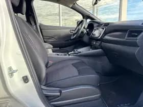 Nissan Leaf thumbnail 7